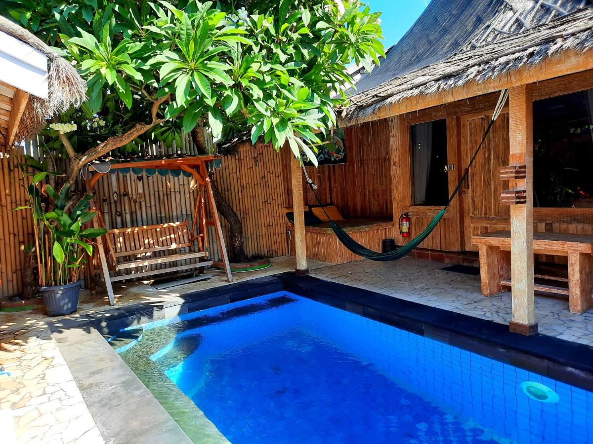 Little Mg Bed & Breakfast Gili Trawangan Exterior photo